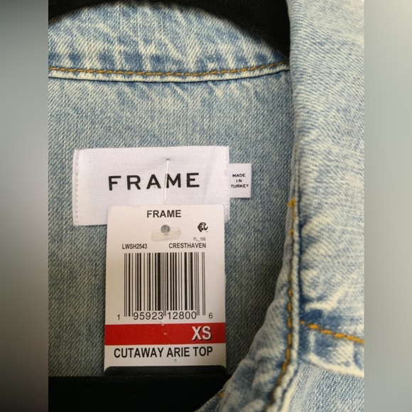 STUNNING brand new without tags Frame Denim Cutaway Arie Top in Light Blue - Picture 5 of 5